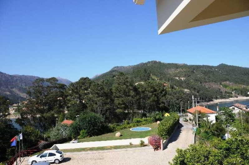 Hotel Eco Salvador Geres Exterior photo