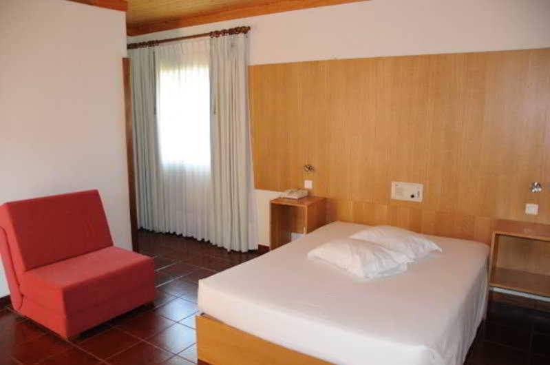 Hotel Eco Salvador Geres Exterior photo